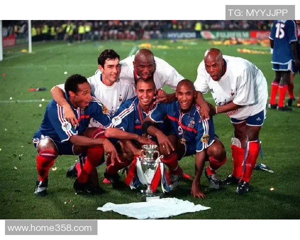 欧洲足球传奇老球员回顾他们的辉煌岁月与影响力